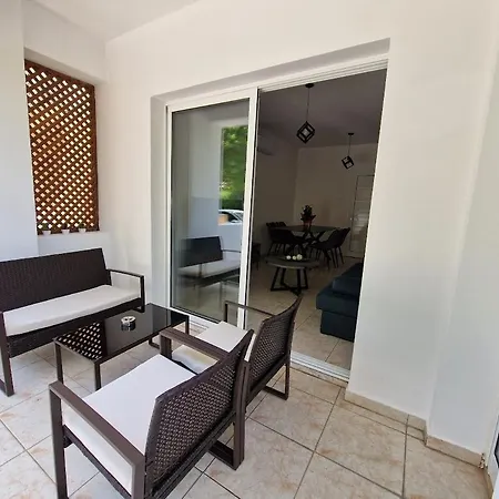 Apartament Laertis - By Imh Travel & Tours Paphos