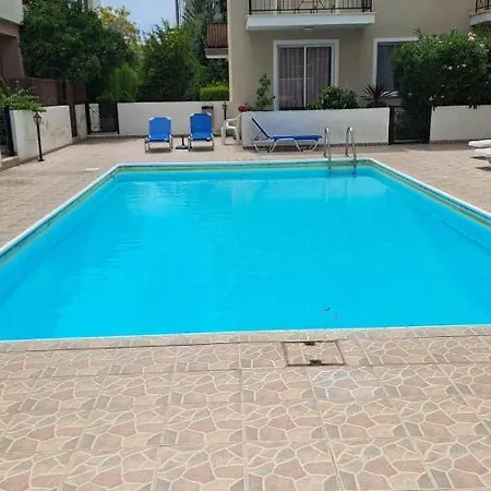 Laertis - By Imh Travel & Tours Daire Pafos