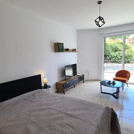 Laertis - By Imh Travel & Tours * Pafos