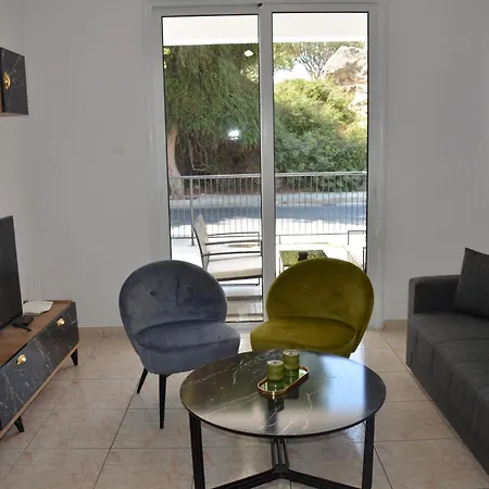 Laertis - By Imh Travel & Tours Paphos