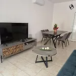Laertis - By Imh Travel & Tours Apartment