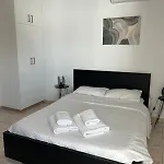 Laertis - By Imh Travel & Tours Apartment