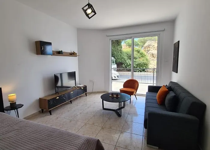 Laertis - By Imh Travel & Tours アパート