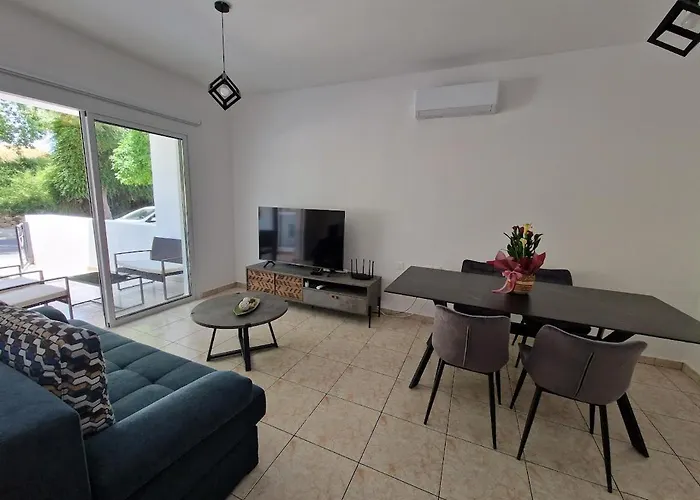 アパート Laertis - By Imh Travel & Tours