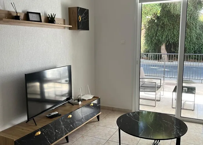 Laertis - By Imh Travel & Tours アパート